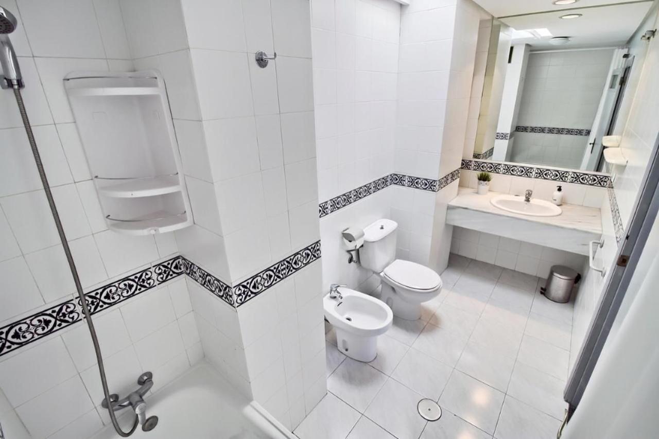 Atico Con Terraza Privada En Malaga Centro Lejlighed Eksteriør billede
